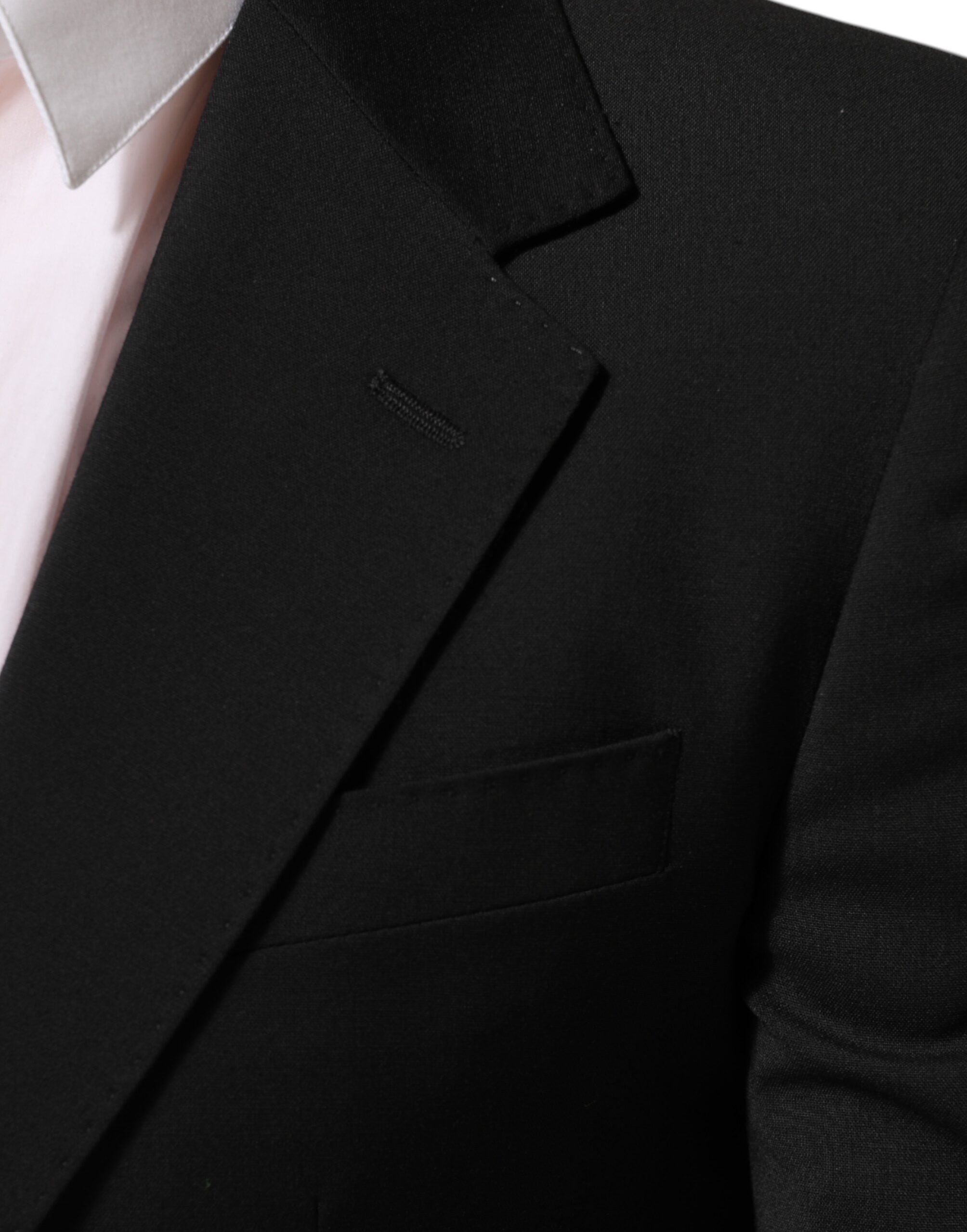 سترة رسمية من دولتشي آند غابانا، سوداء اللون، بزرين