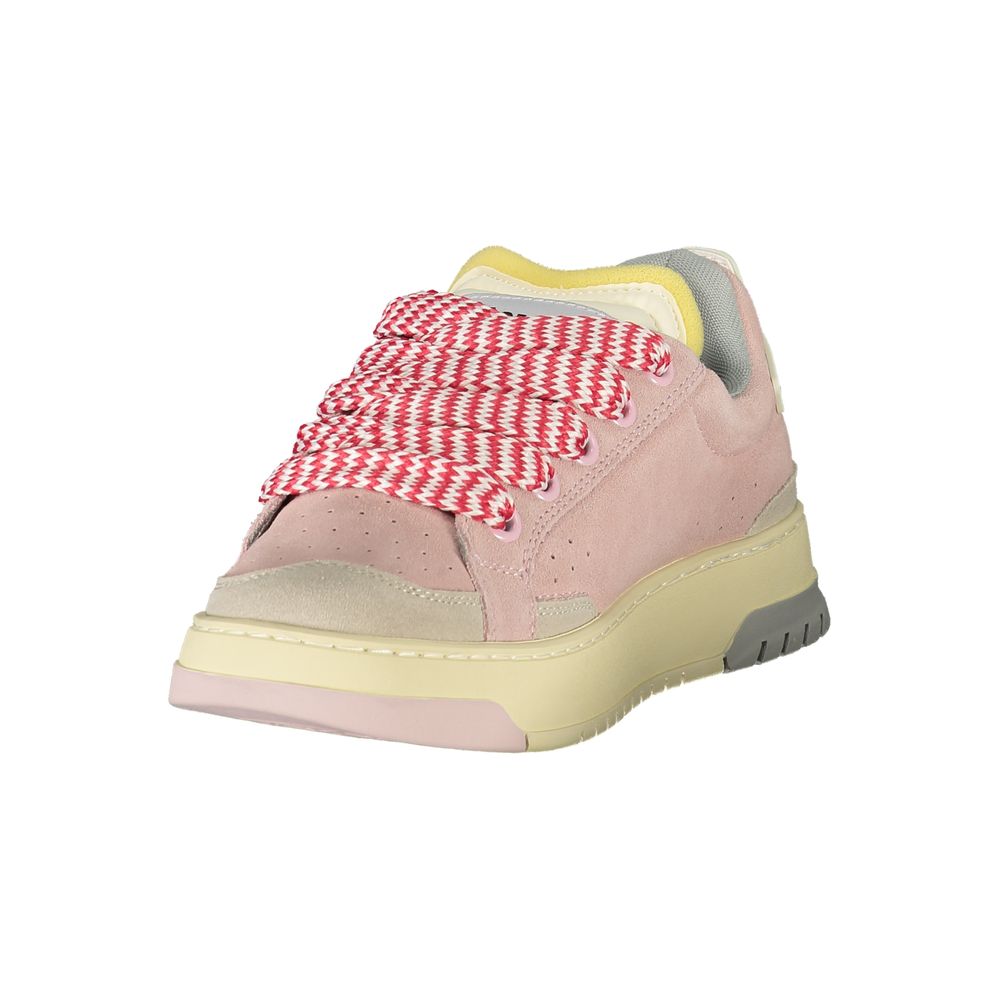 حذاء رياضي نسائي من مادة البولي يوريثين من Blauer Rosa
