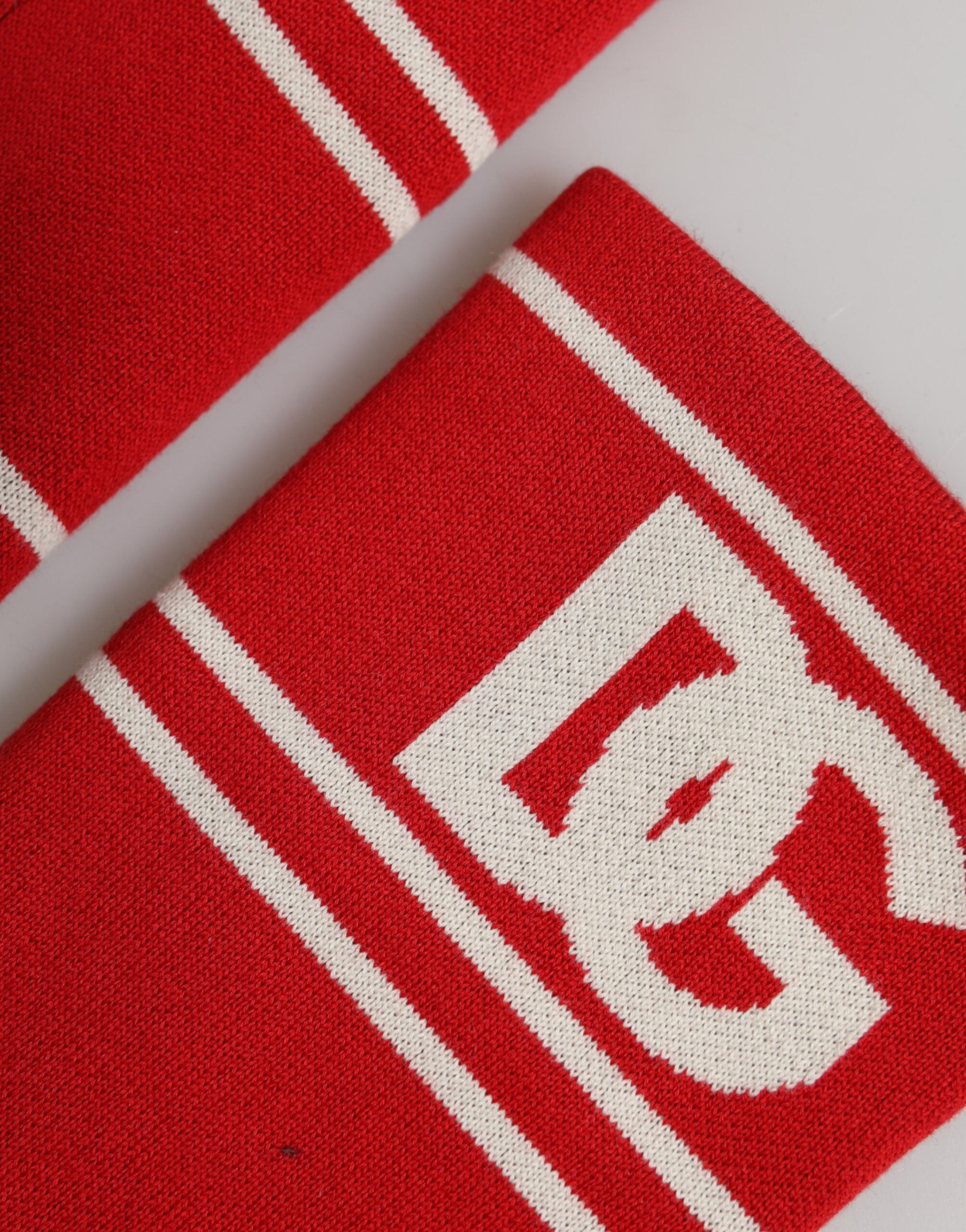 سوار معصم من القطن بشعار DG باللونين الأحمر والأبيض من Dolce & Gabbana، زوج واحد، مقاس واحد