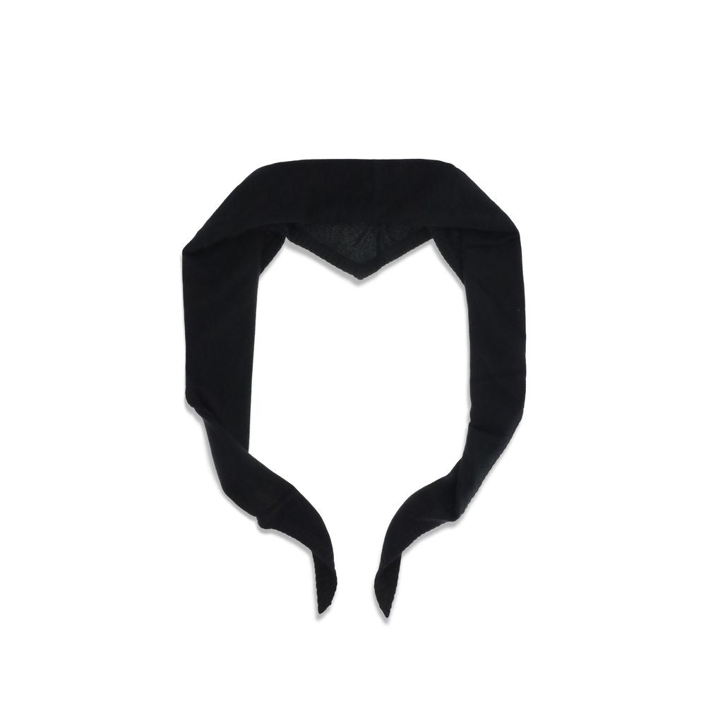 وشاح مادلين تومسون الأسود من الكشمير