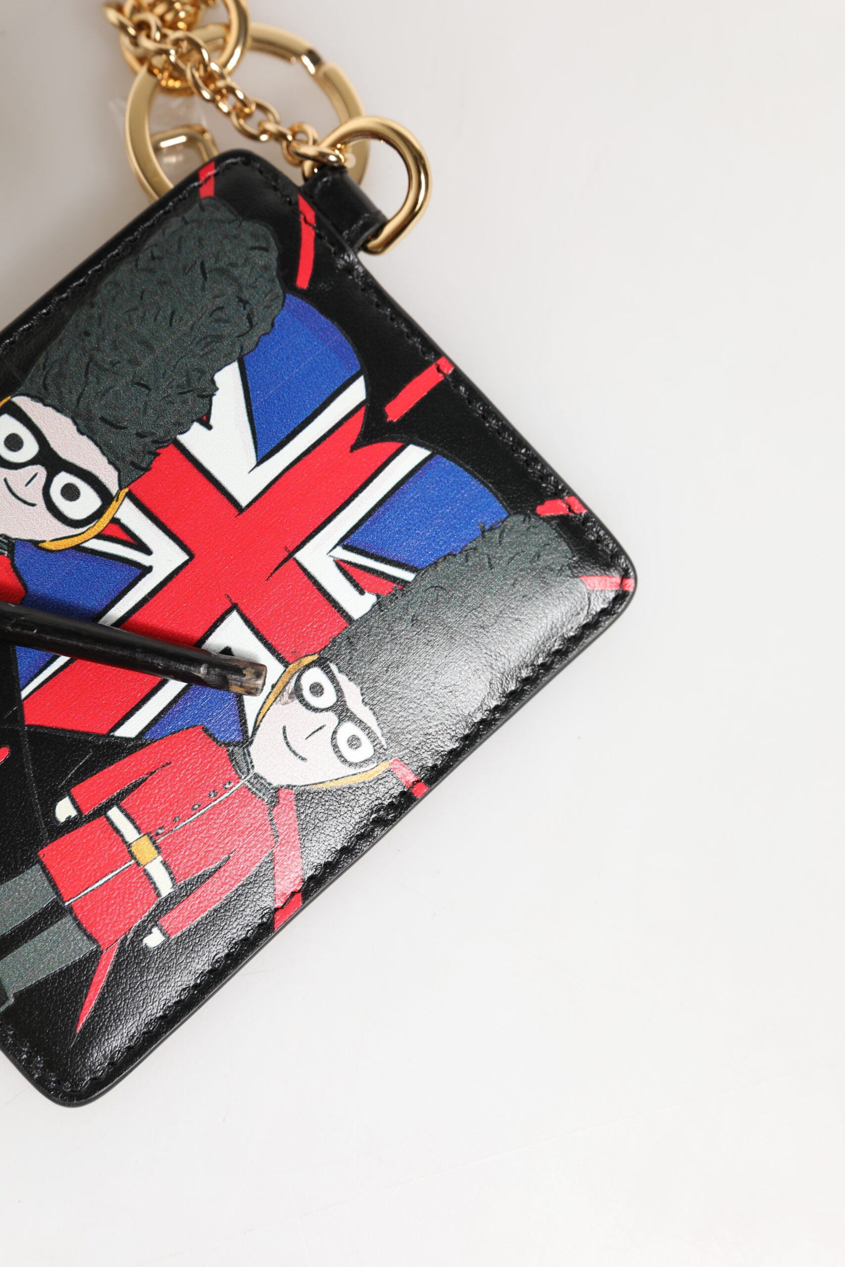 حامل بطاقات دولتشي آند غابانا من الجلد الأسود #DGLovesLondon وسلسلة مفاتيح معدنية