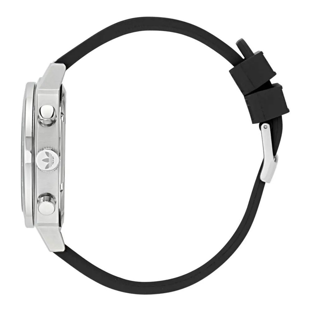 ساعة أديداس الرياضية المصنوعة من مادة صناعية باللون الأسود