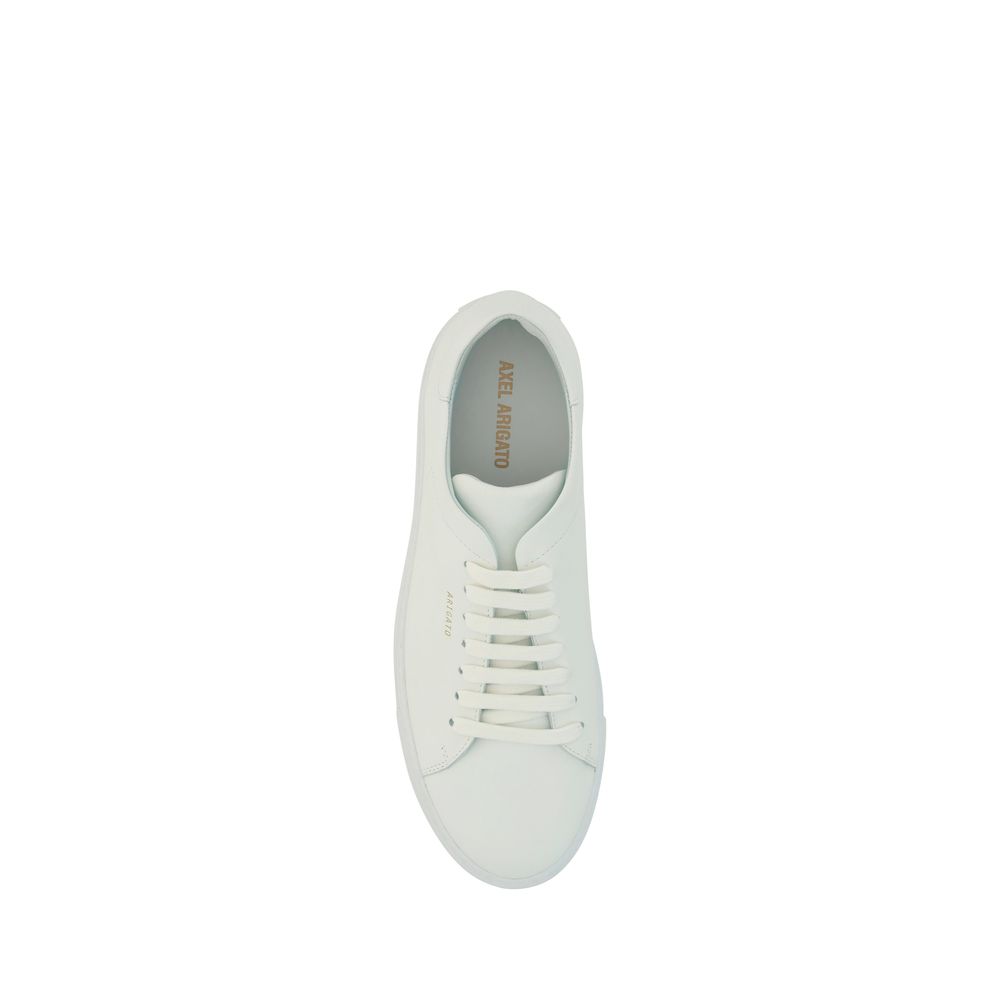 حذاء رياضي منخفض الرقبة من أكسل أريجاتو مصنوع من جلد العجل باللون الأبيض