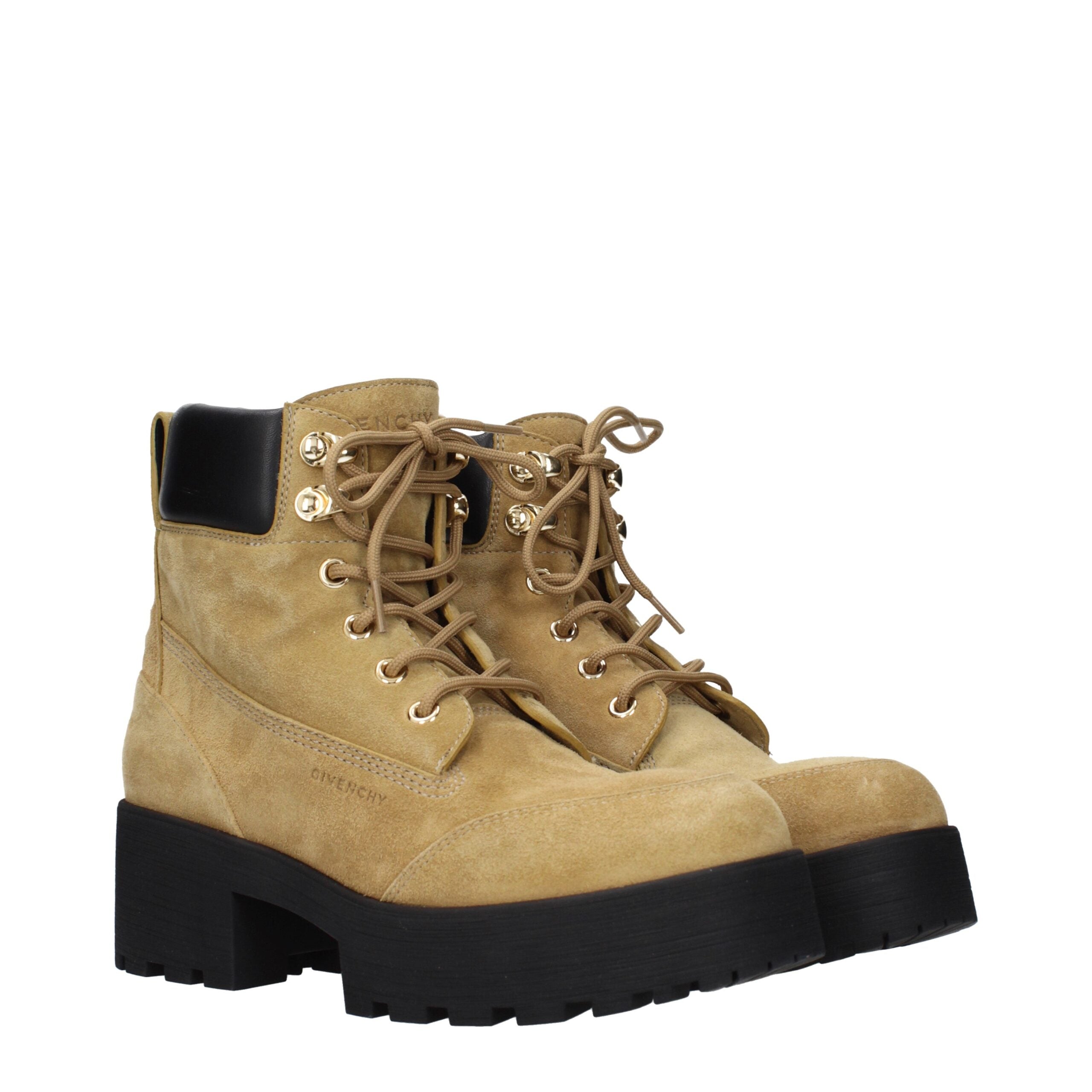 حذاء كاحل من الجلد البني من جيفنشي