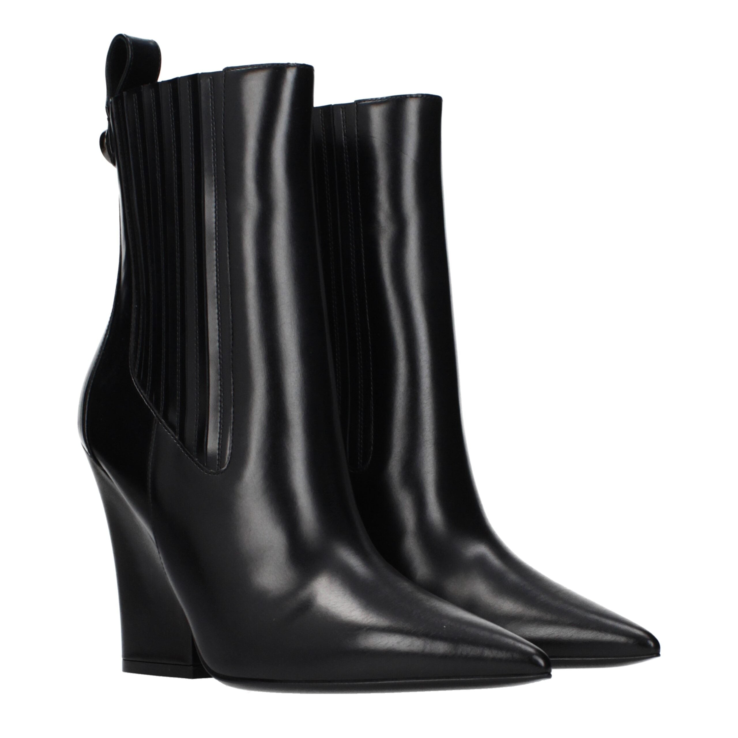 Valentino Garavani Black Leather Ankle Boots - Luxe Marca