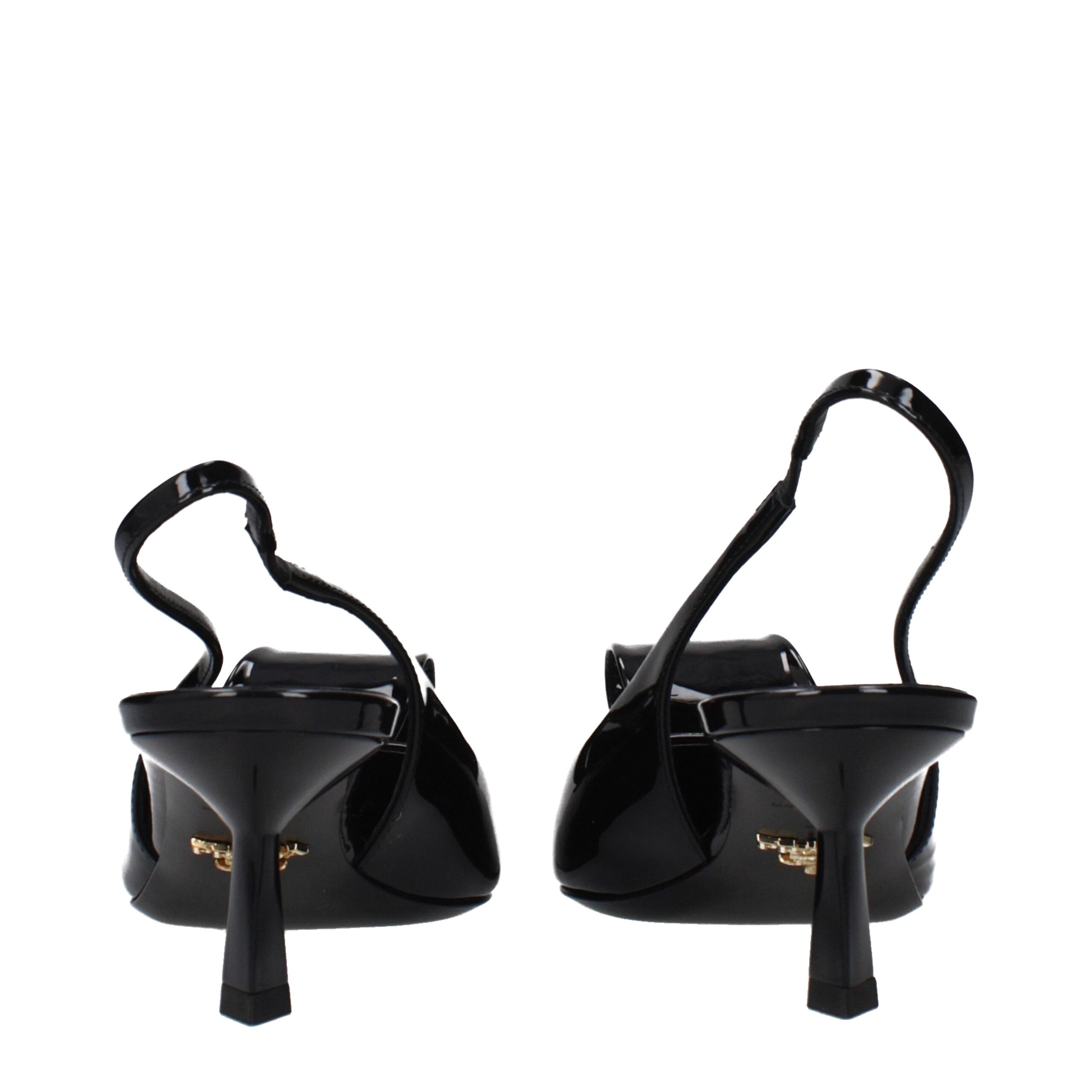 صندل برادا الجلدي الأسود بكعب ستيليتو