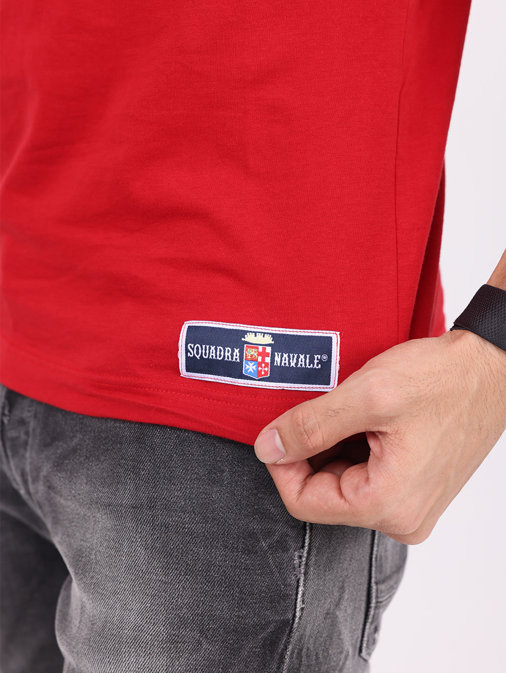 Squadra Navale red and white panel men's t-shirt logo patch detail