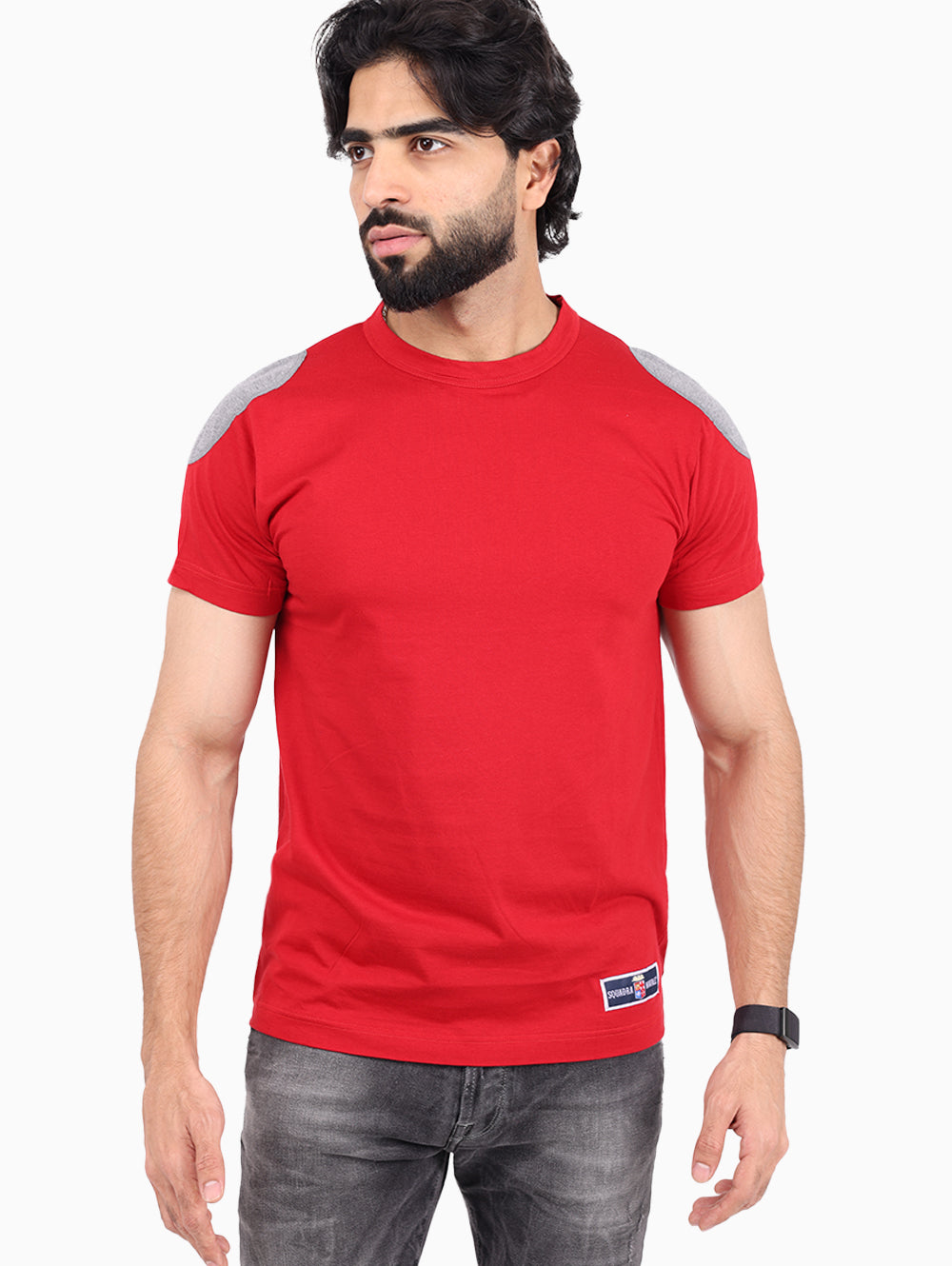 Model wearing Squadra Navale red T-shirt front view