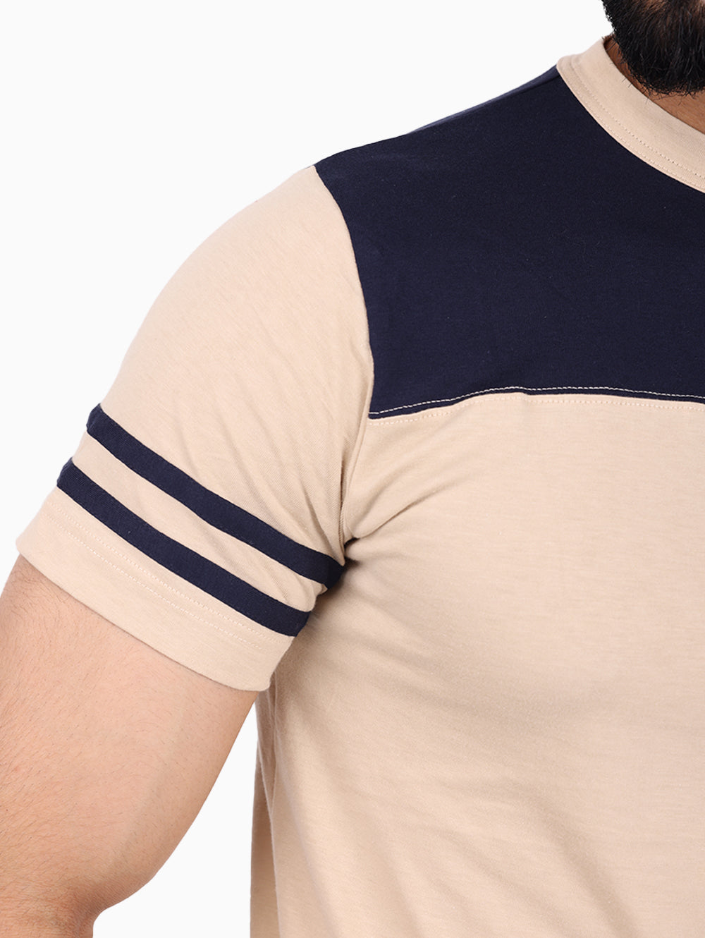Close-up of striped sleeve detail on Squadra Navale men’s beige & navy T-shirt