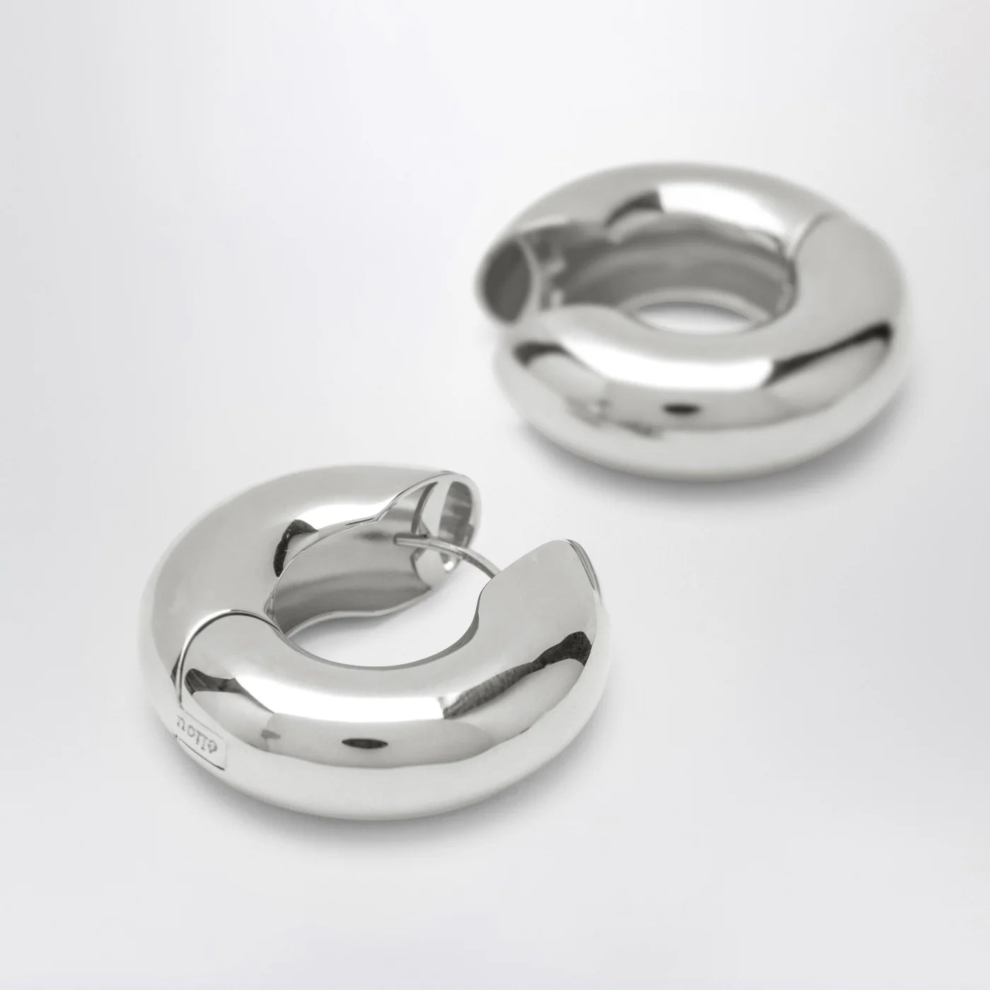 éliou Devon Hoop silver earrings