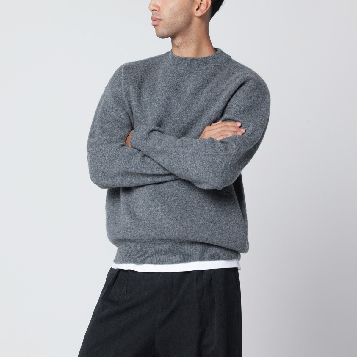 Soft Goat Soft Goat Grey cashmere crewneck sweater