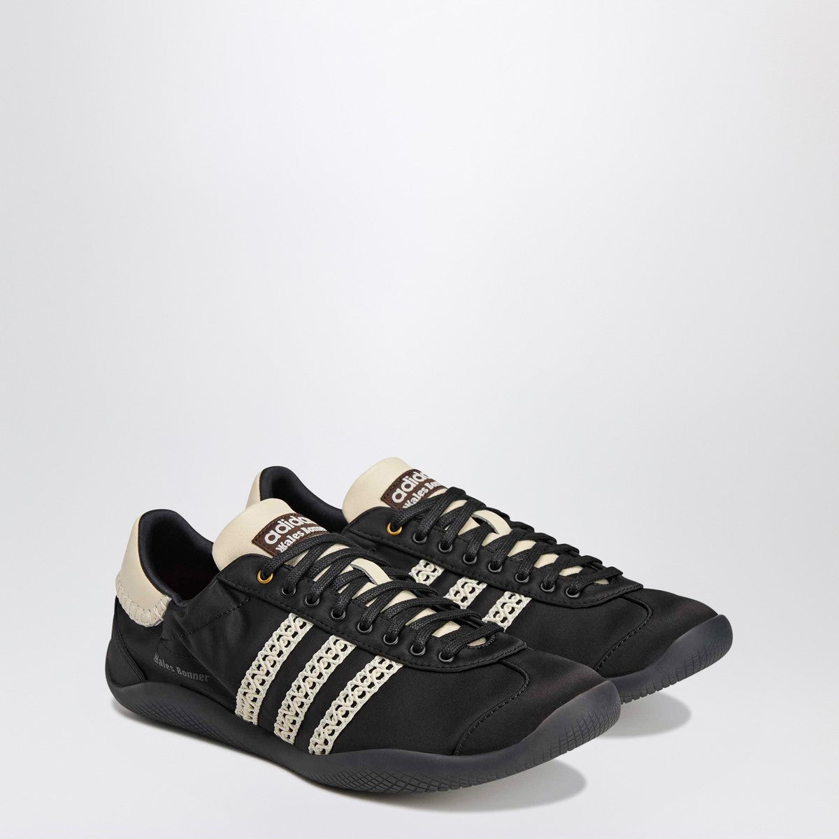 adidas by Wales Bonner adidas by Wales Bonner Sneaker WB Karintha Lo Satin Core Black/Dark Brown/Cream White