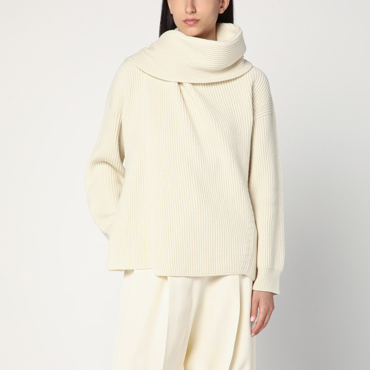 Jil Sander Jil Sander Ivory sweater in wool with scarf