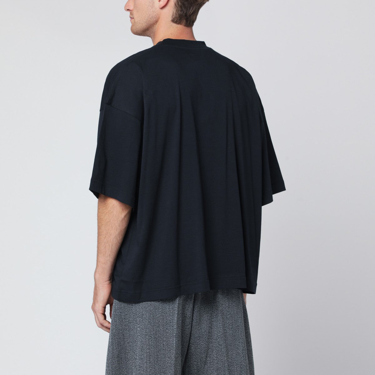 Studio Nicholson STUDIO NICHOLSON Oversized navy blue cotton T-shirt