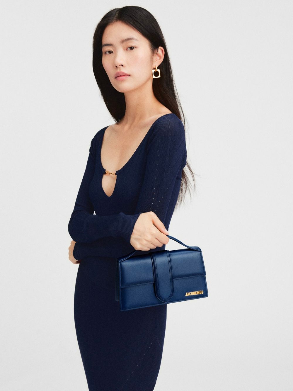 Jacquemus Dark NavyLeather Le Grand Bambino Handbag - Luxe Marca