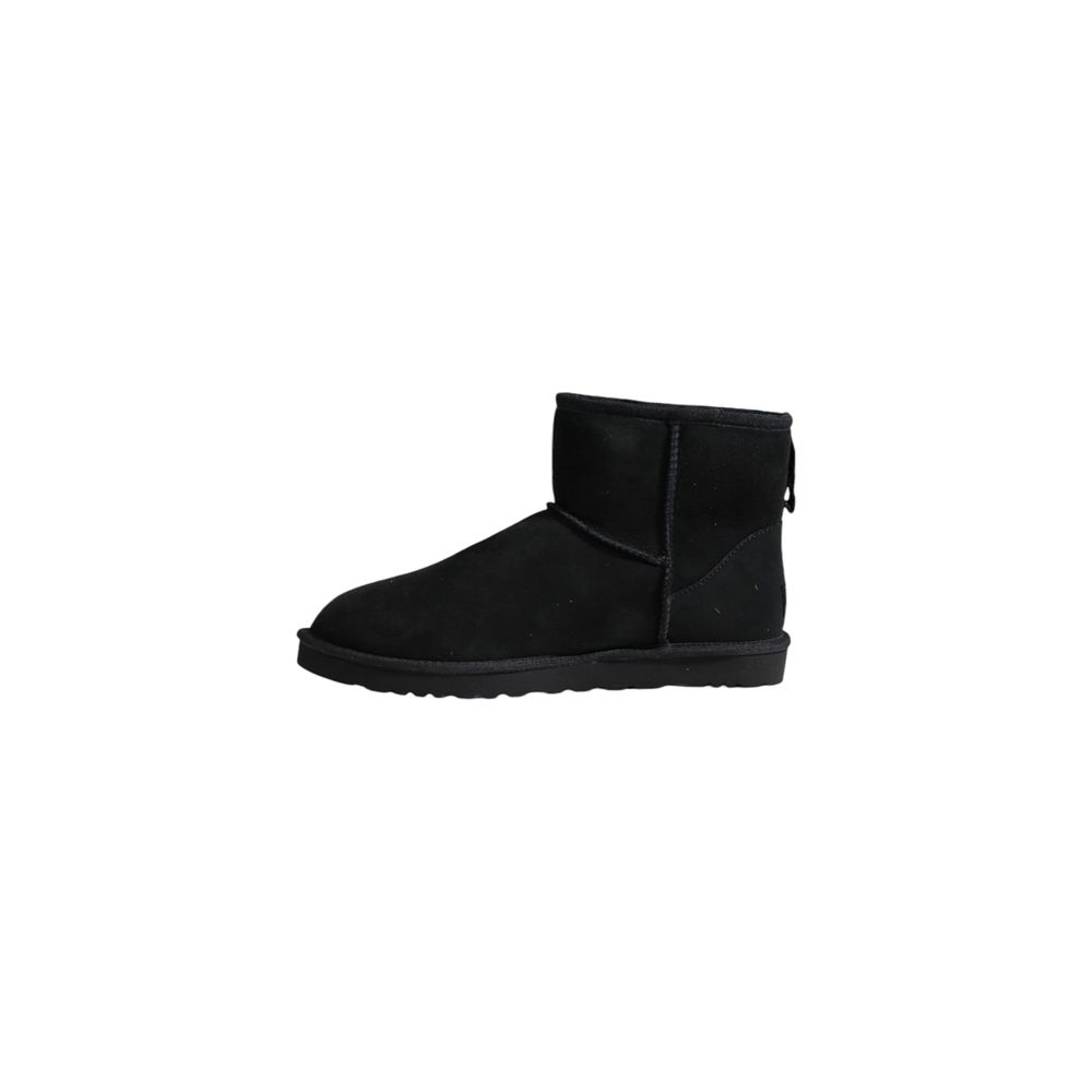 حذاء UGG أسود من جلد الغزال يصل إلى الكاحل