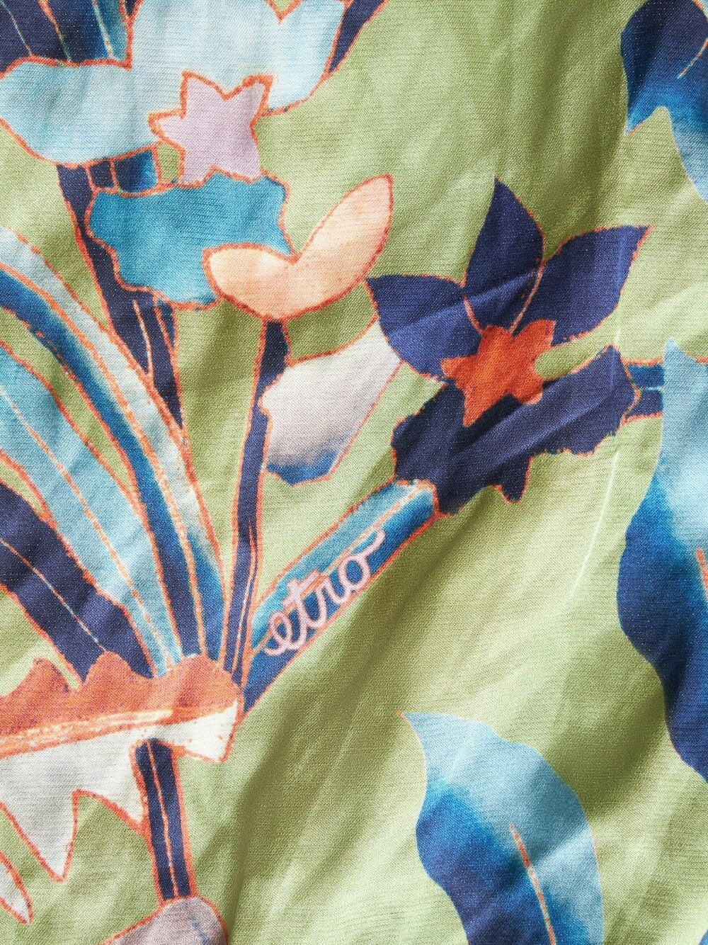 Etro Etro Flowered Bermuda shorts