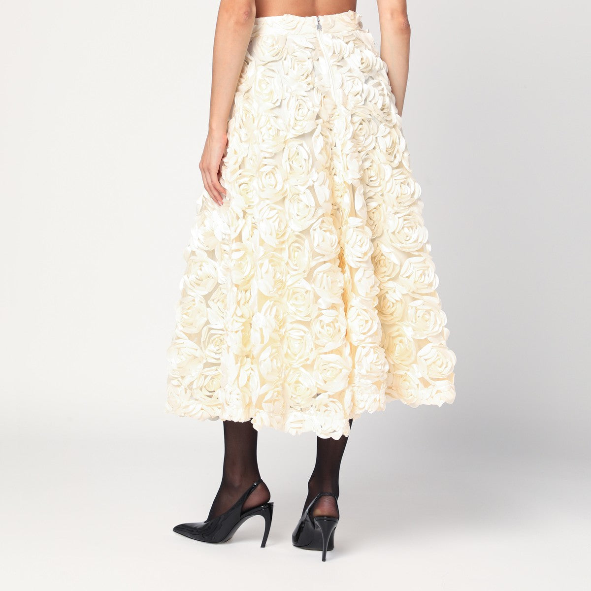 ROTATE Birger Christensen ROTATE Birger Christensen Cream skirt with floral appliqués