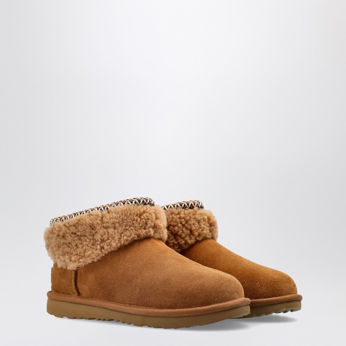 Ugg UGG Chestnut Classic Ultra Mini Maxi Curly ankle boots