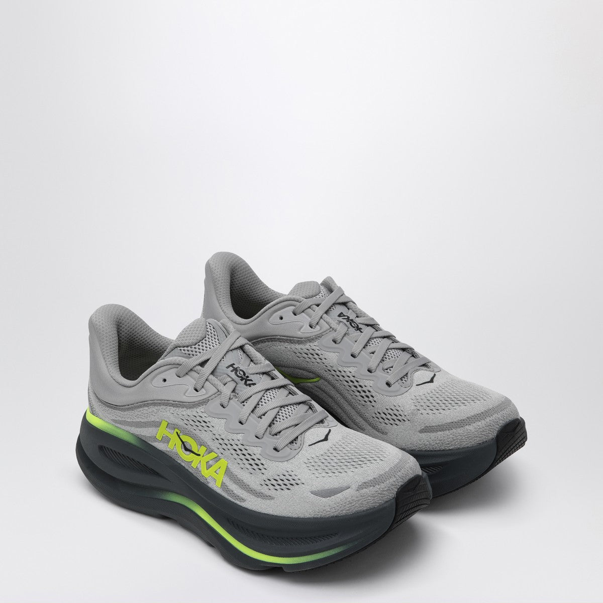 Hoka One One Bondi 9 sneakers in Sturdust/Outer Orbit