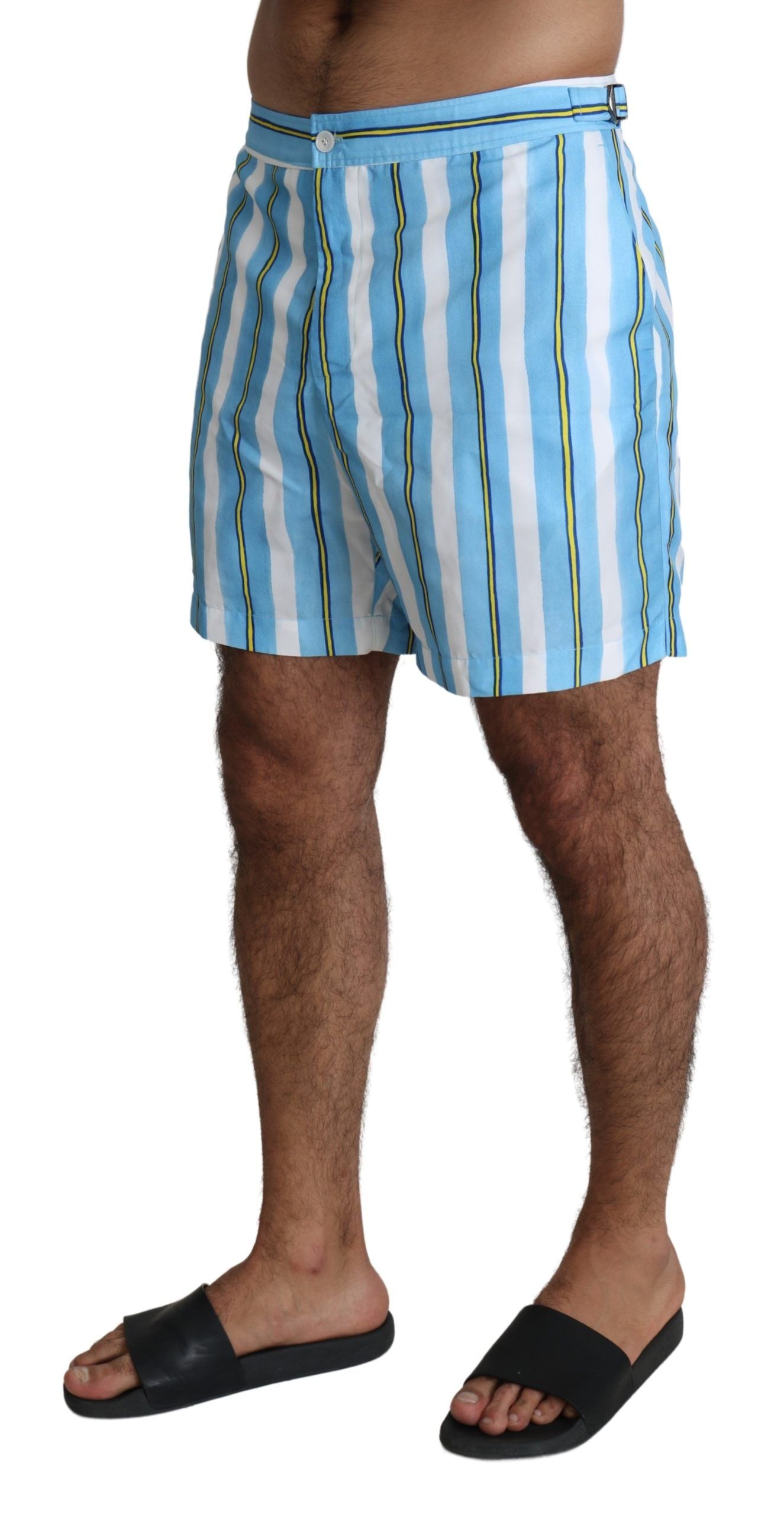 شورت سباحة مخطط أنيق