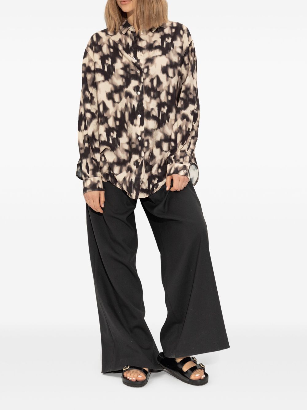 صندل بيركنستوك أسود