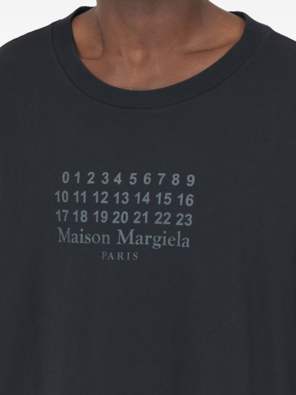 Maison Margiela Maison Margiela Numeric-logo T-shirt