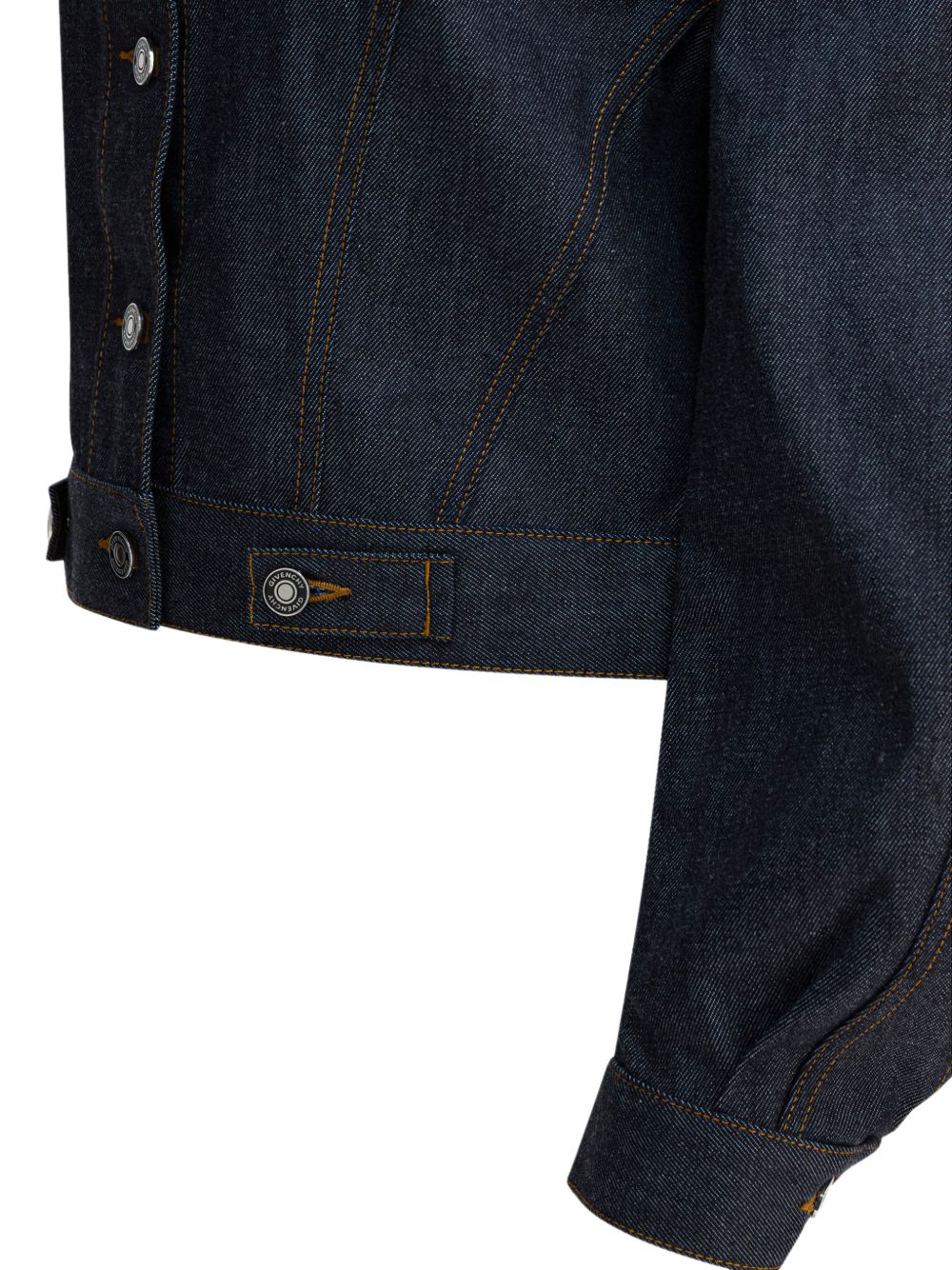 جيفنشي، معاطف جيفنشي زرقاء