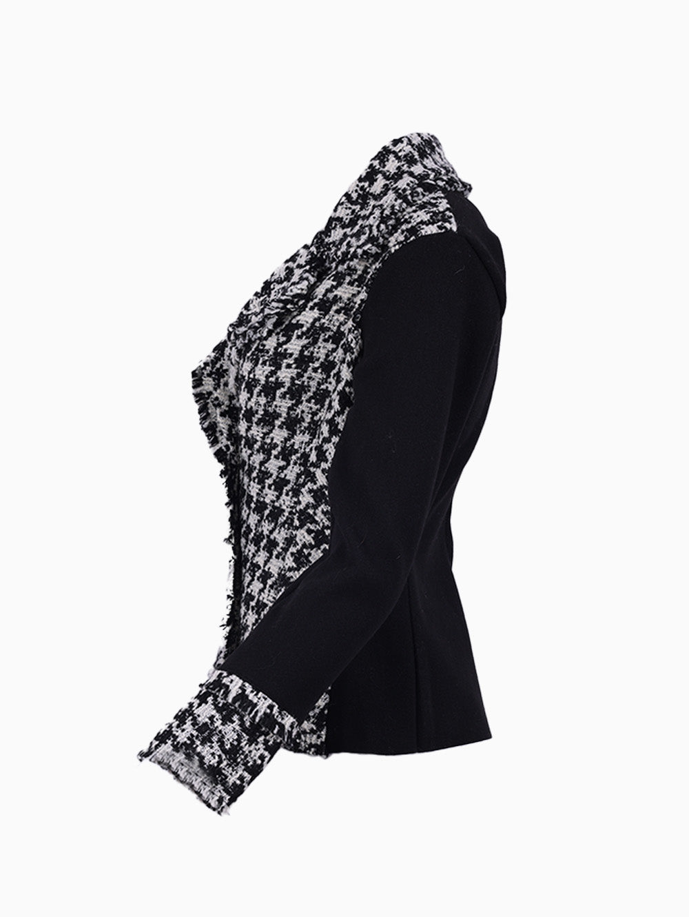 Siste’s Pull Jacket black & white houndstooth side profile