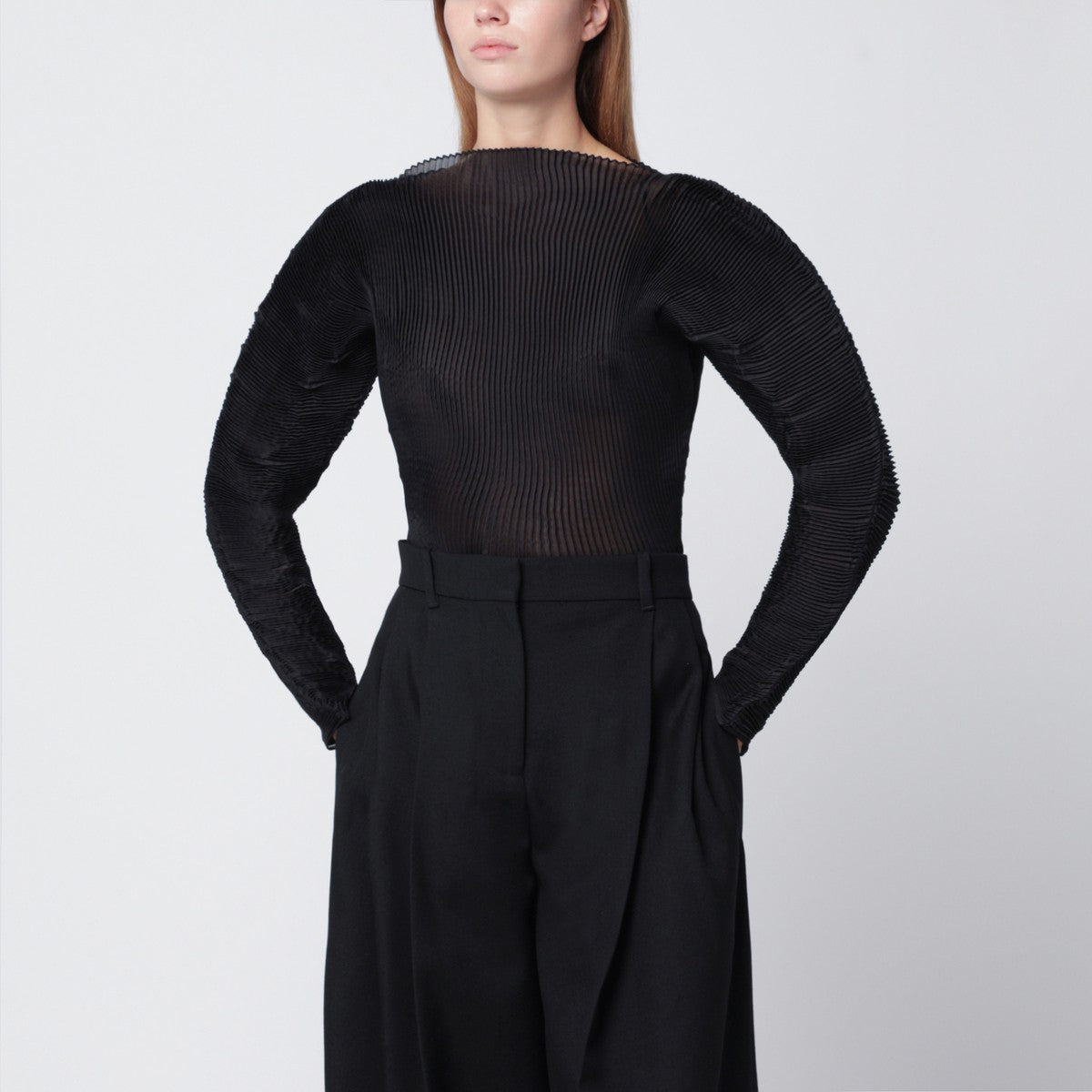 Róhe Róhe Black pleated sculptural top