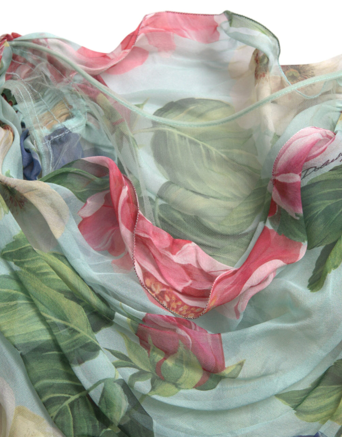فستان ماكسي طويل بطبعات زهور زرقاء