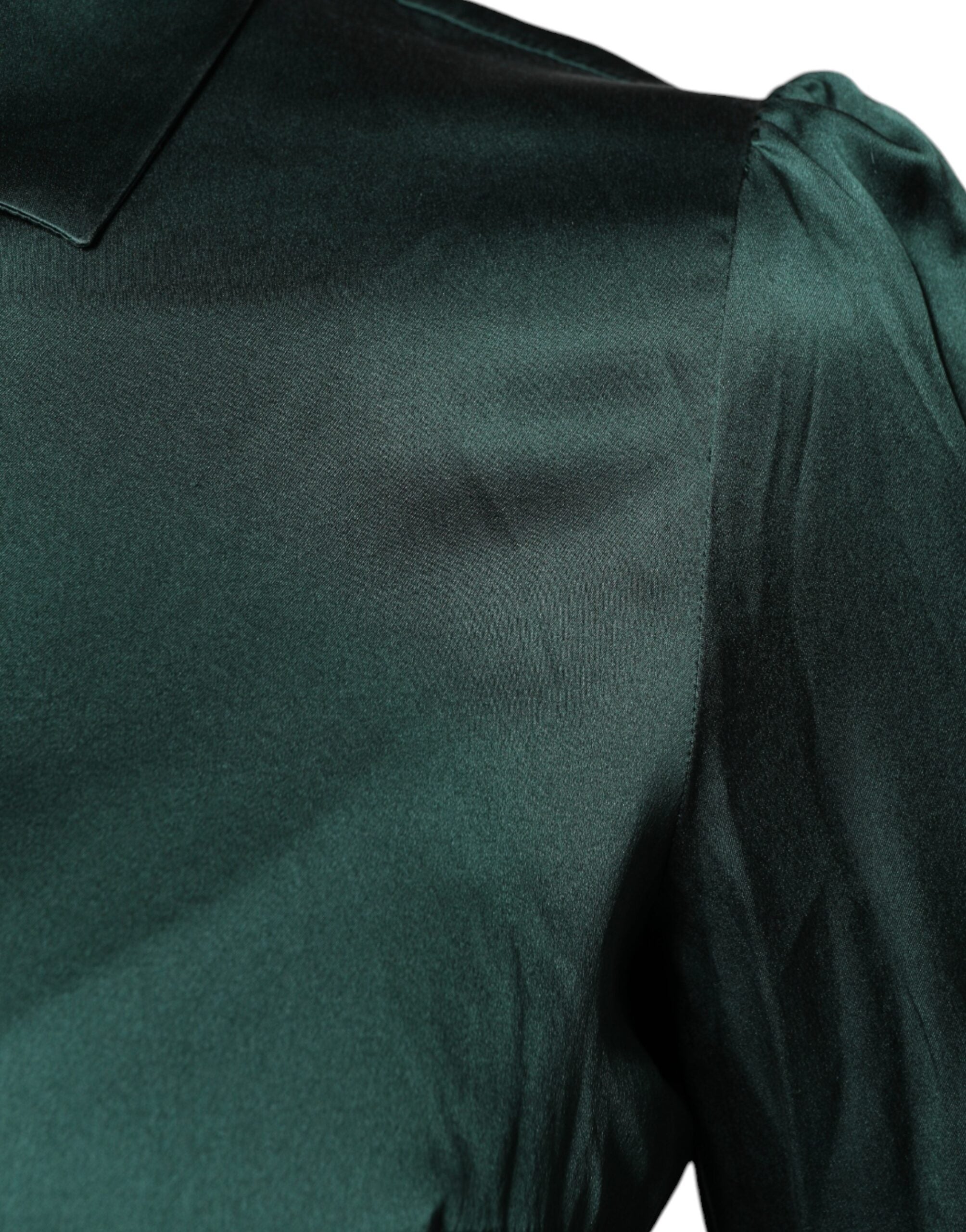 بلوزة دولتشي آند غابانا الحريرية ذات الأزرار باللون الأخضر الداكن بأكمام طويلة