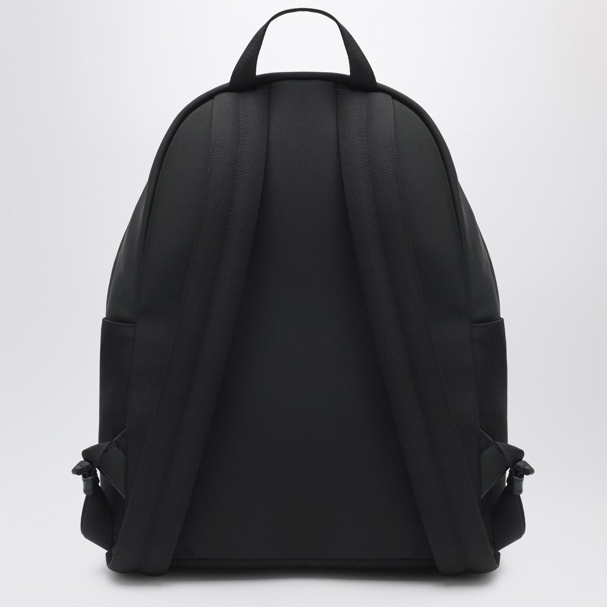 Moncler Moncler New Pierrick backpack with metal logo