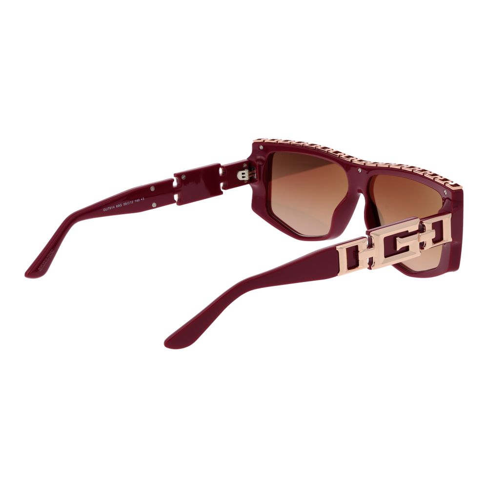 نظارات شمسية نسائية من Guess باللون الأحمر