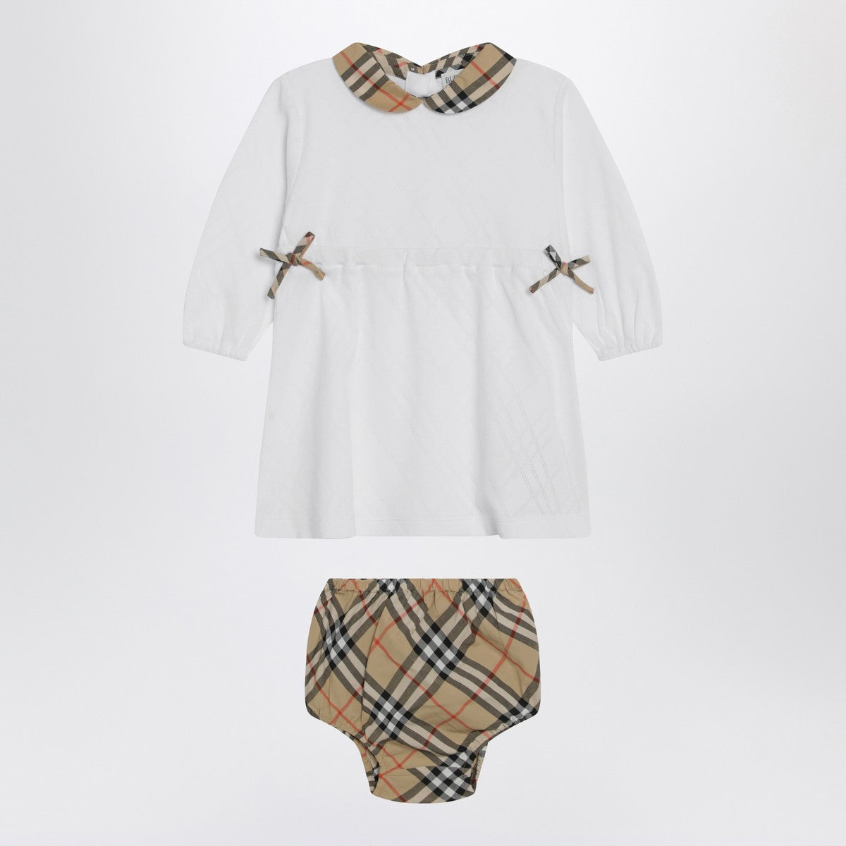 Burberry Burberry White set with Check motif trims