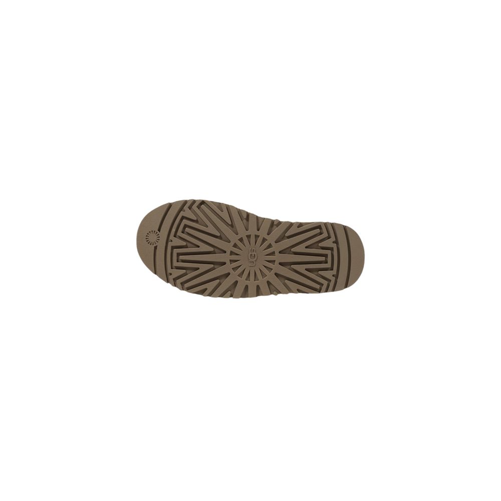 شبشب UGG من الجلد المدبوغ باللون البيج