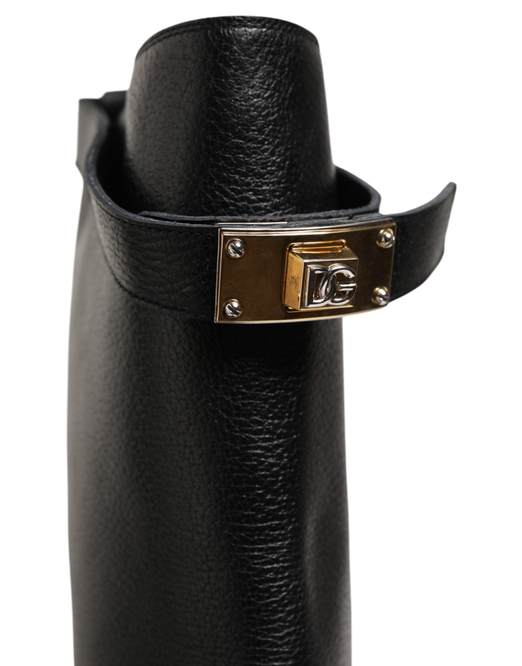 حذاء دولتشي آند غابانا بلوحة شعار سوداء على الساق