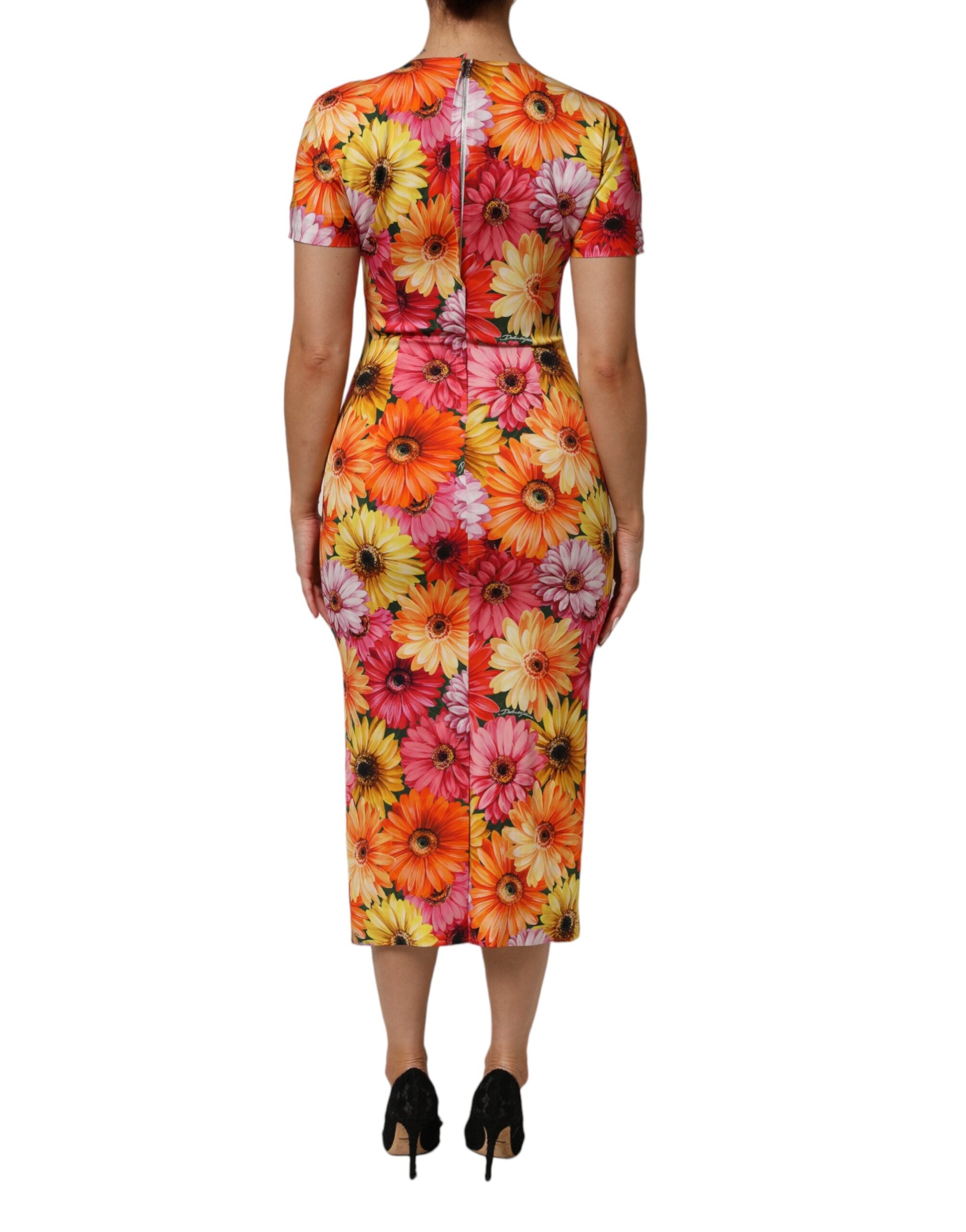 فستان حريري متوسط ​​الطول بطبعة زهور متعددة الألوان من دولتشي آند غابانا