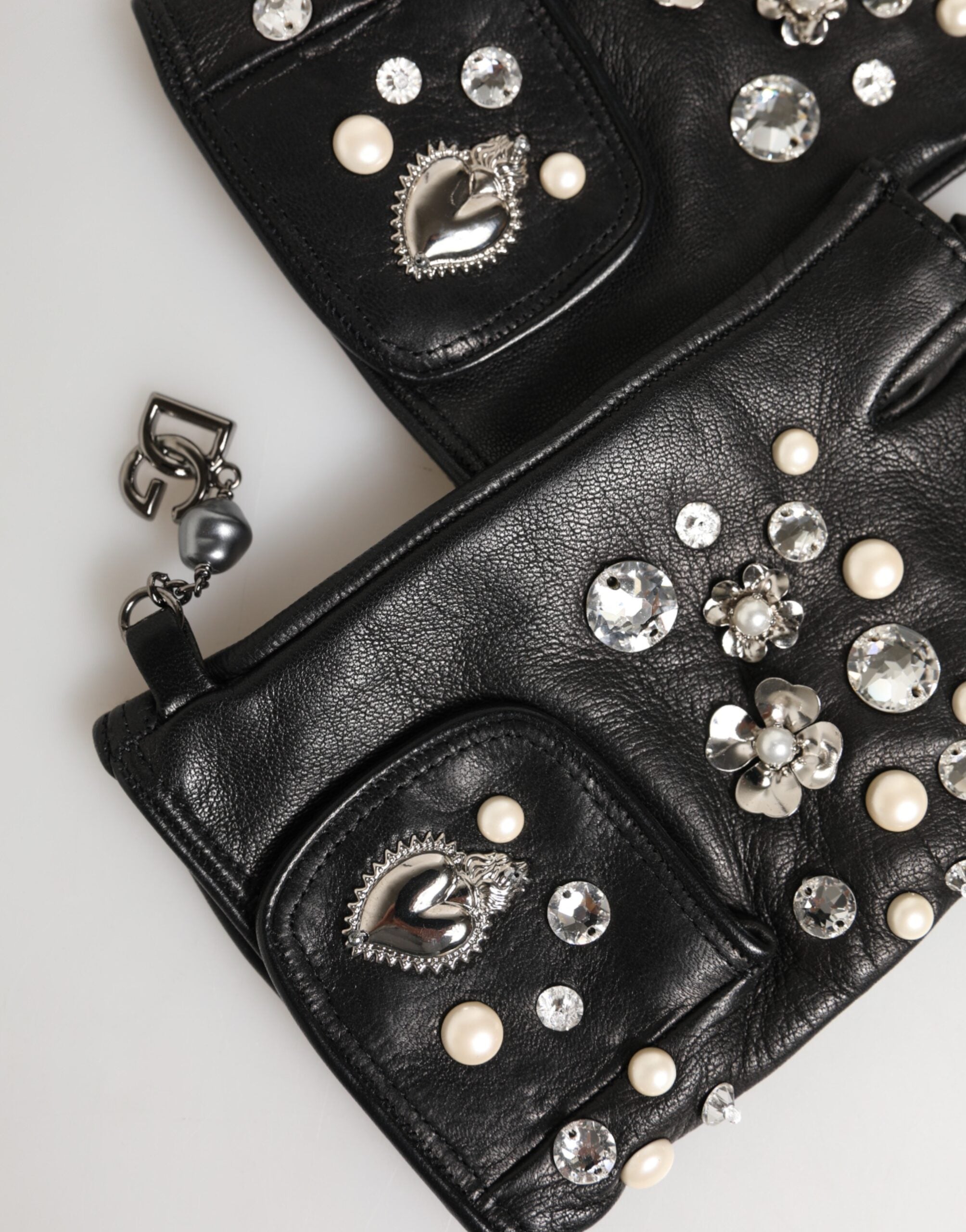 قفازات دولتشي آند غابانا زرقاء بدون أصابع بطول المعصم