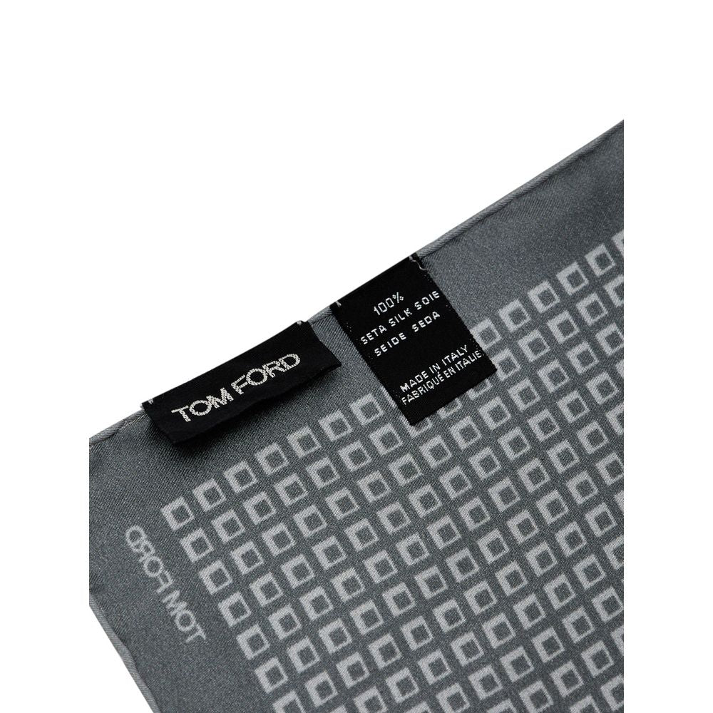 منديل جيب حريري أخضر من توم فورد