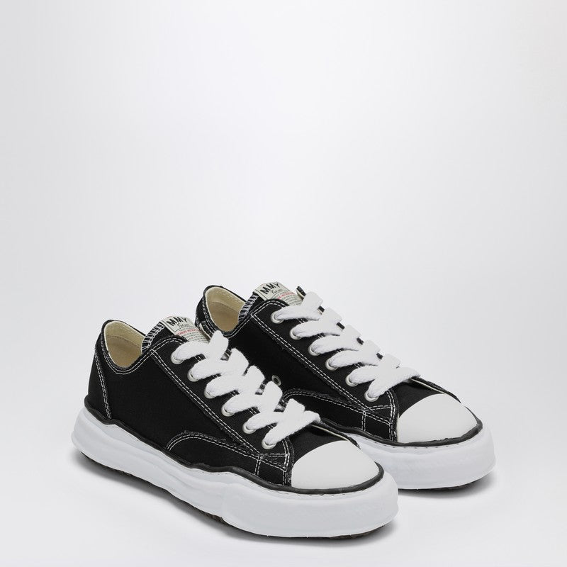 Maison MIHARA YASUHIRO Maison MIHARA YASUHIRO Black Peterson Low sneakers in canvas