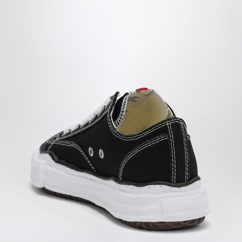 Maison MIHARA YASUHIRO Maison MIHARA YASUHIRO Black Peterson Low sneakers in canvas
