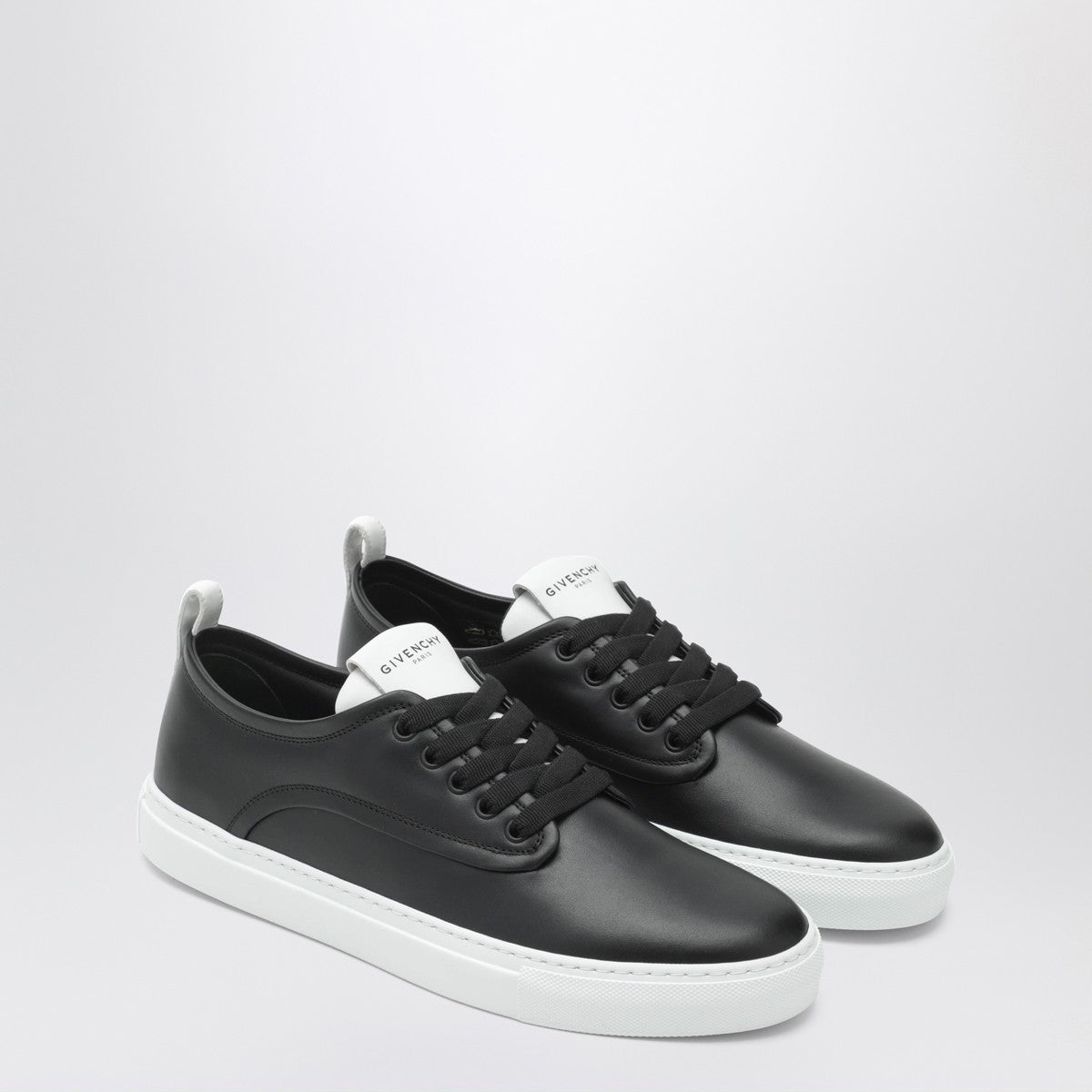 Givenchy Givenchy New City sneakers in black leather