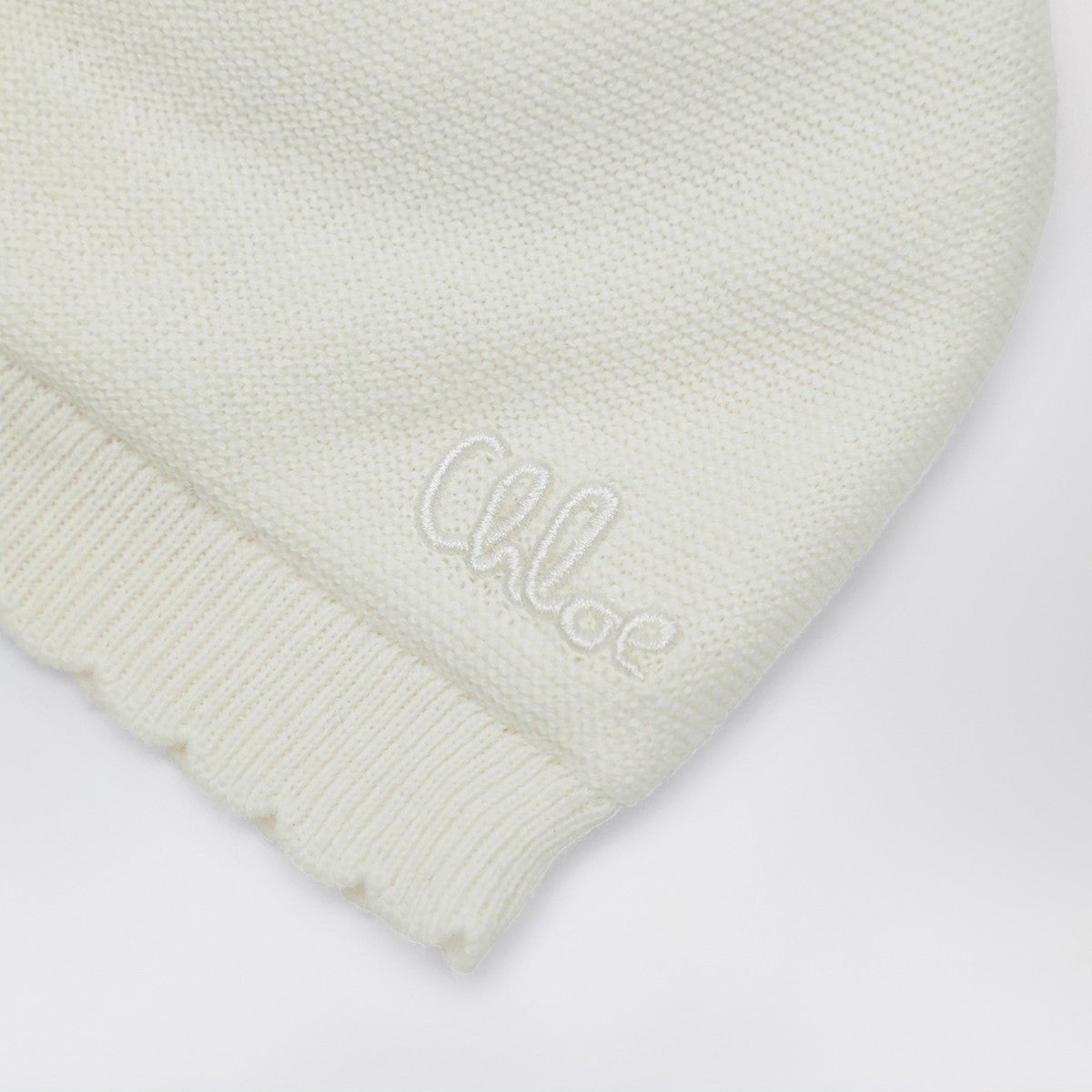 Chloé Chloé White hat and booties set