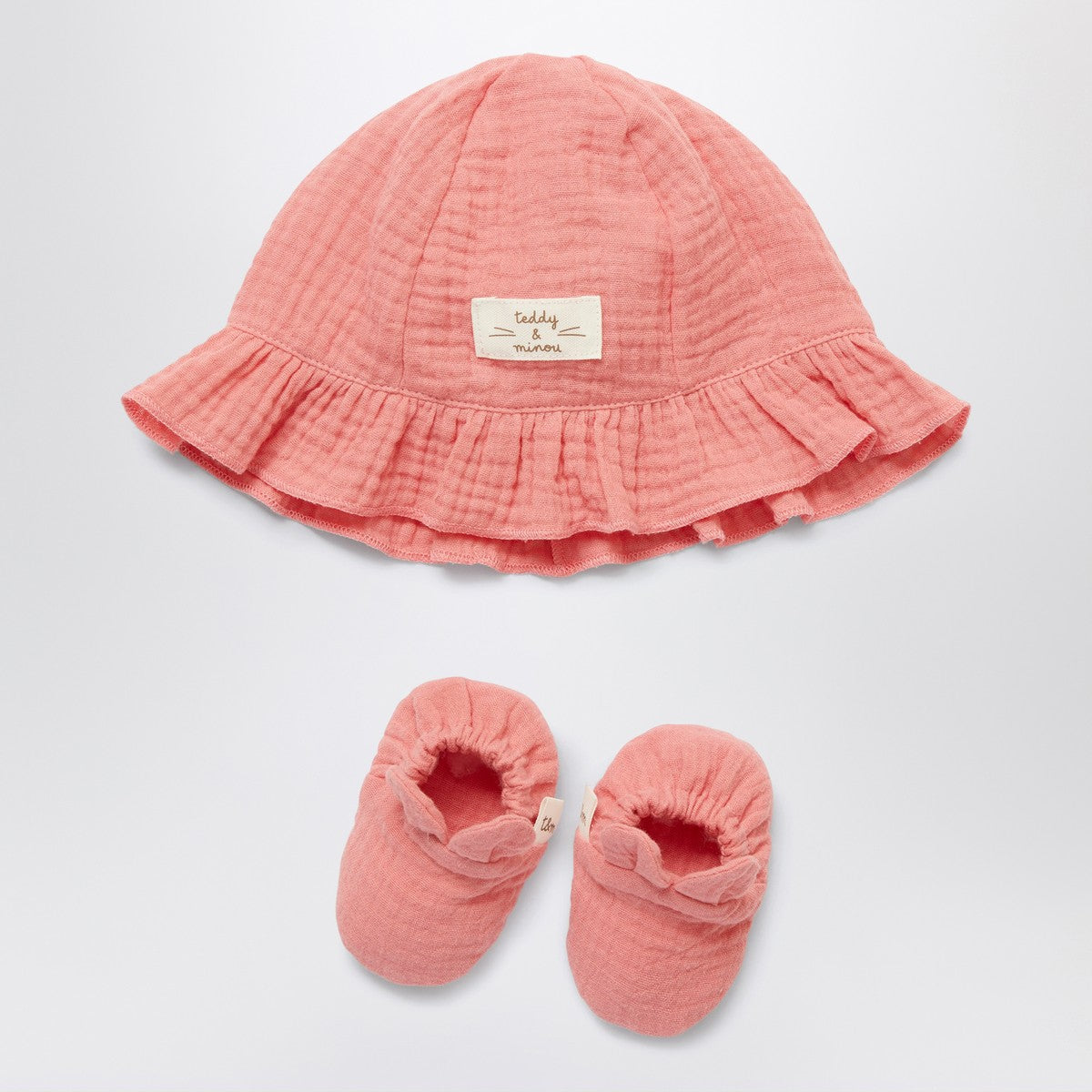 Teddy & Minou Teddy & Minou Set with hat and peony pink booties