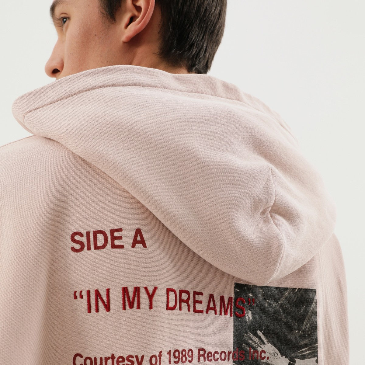 1989 STUDIO 1989 STUDIO Hooded sweatshirt In My Dreams pink