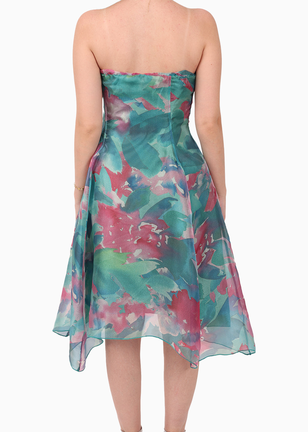 Back view of Siste’s elegant multicolor strapless evening dress