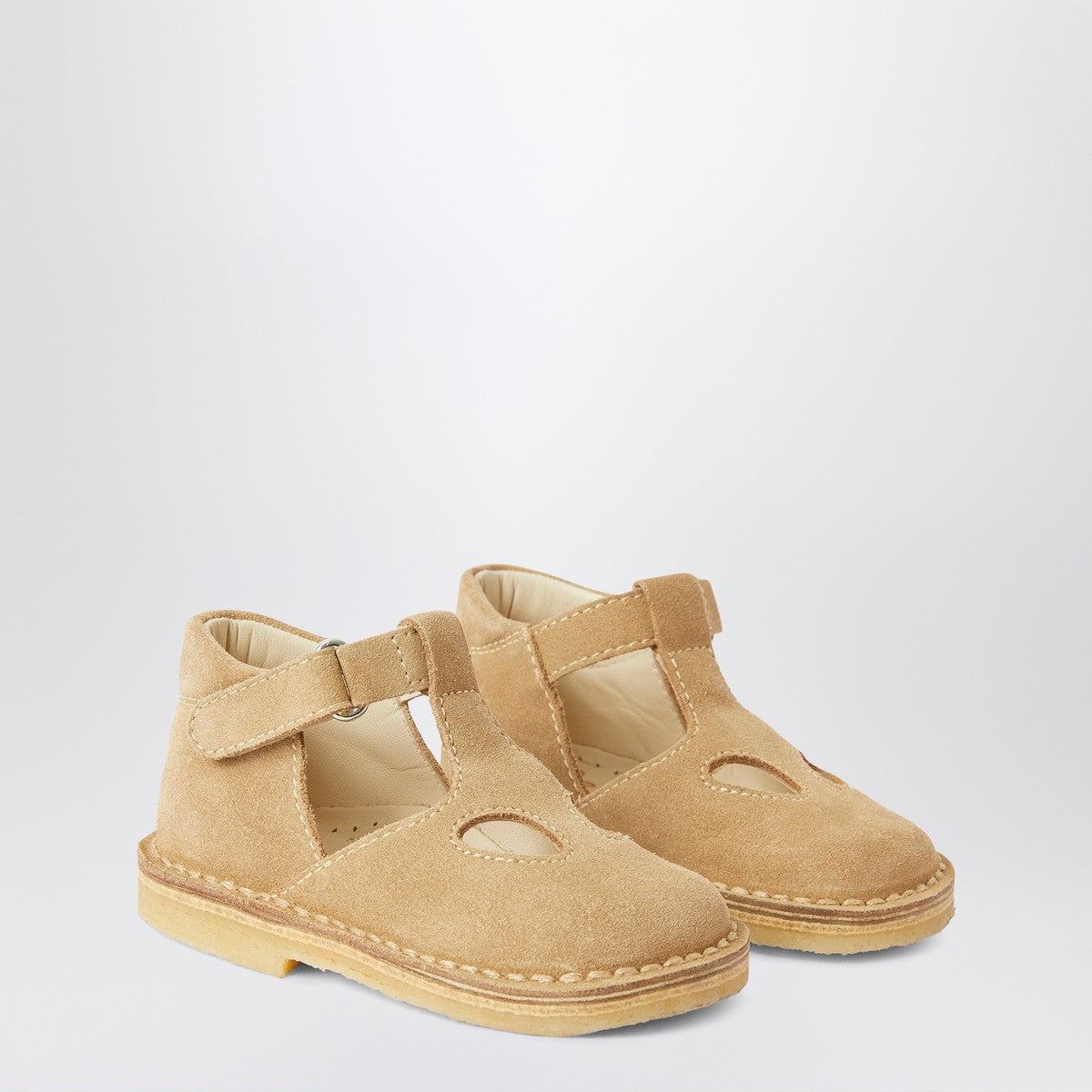 Il Gufo Il Gufo High beige sandal with eyelets in nubuck
