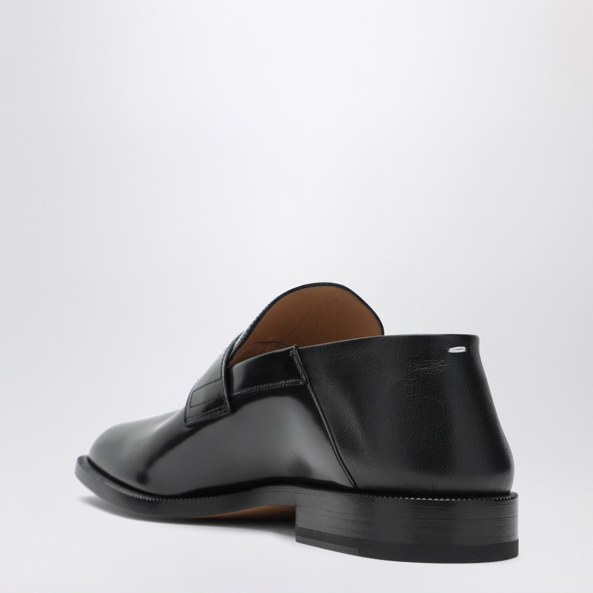 Maison Margiela Maison Margiela Tabi loafer in black leather