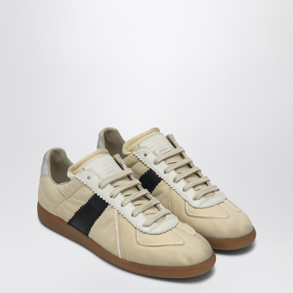 Maison Margiela Maison Margiela Yellow/Black Vintage Low Top Sneaker Replica